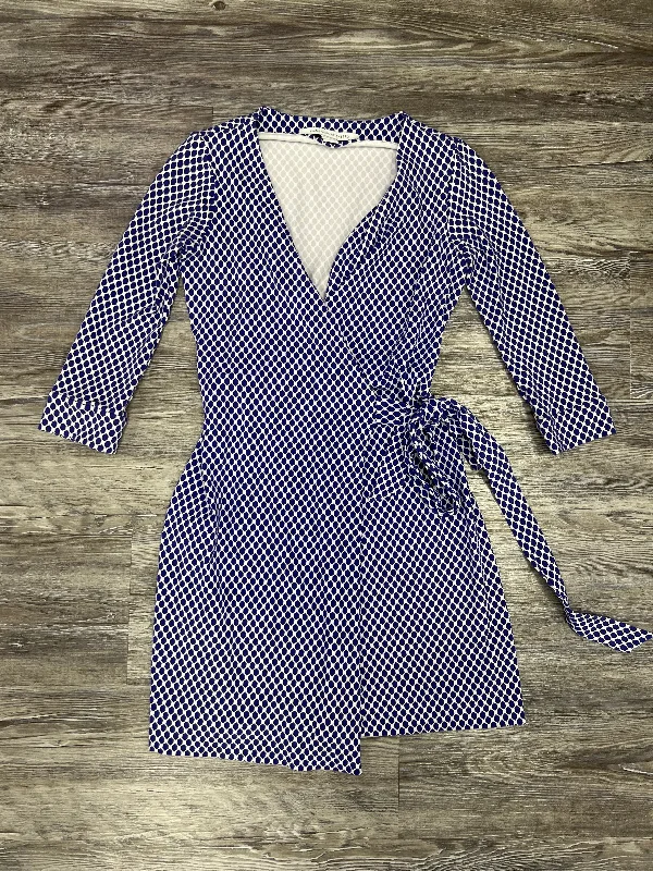 Dress Designer By Diane Von Furstenberg In Blue & White, Size: 0