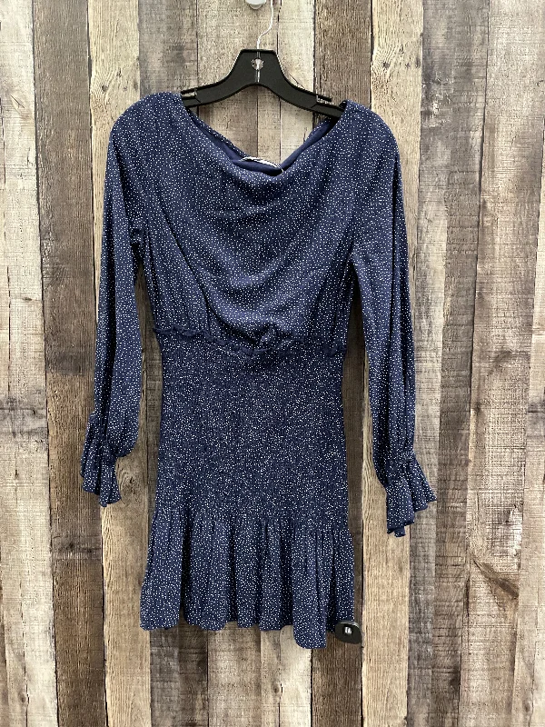 Dress Casual Short By Urban Outfitters In Blue, Size: S