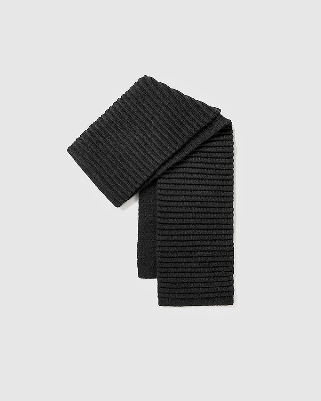 Adult Ribbed Scarf