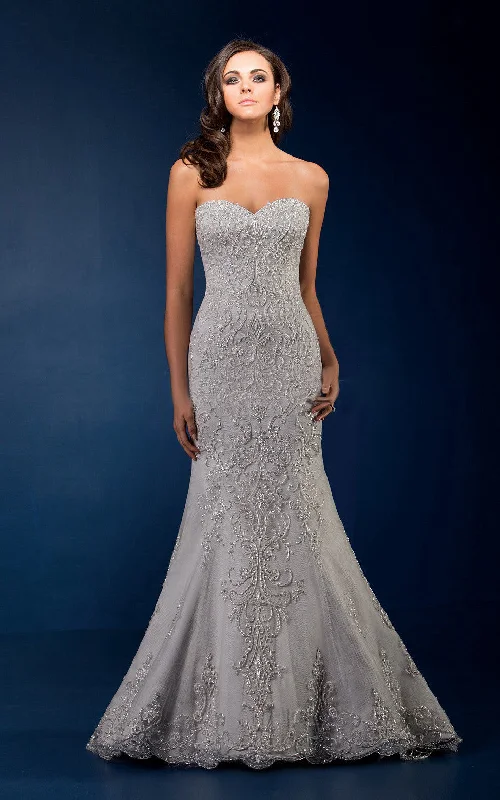 Sweetheart Mermaid Gown With Beadings And Floral Embellishments-MK_702901