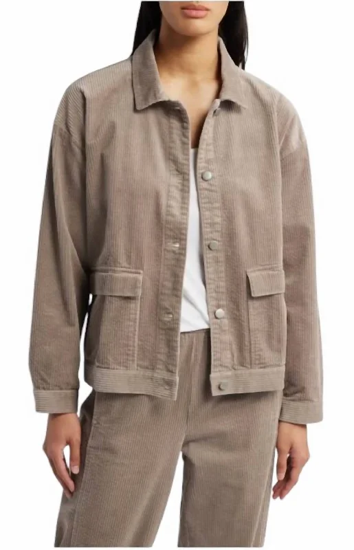 Classic Collar Jacket In Taupe